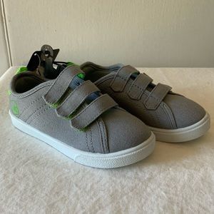 AND1 Boy Shoes Size 10